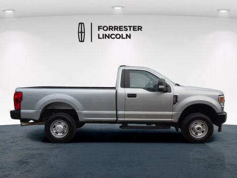 Used 2020 Ford F250 XL w/ Power Equipment Group image 2