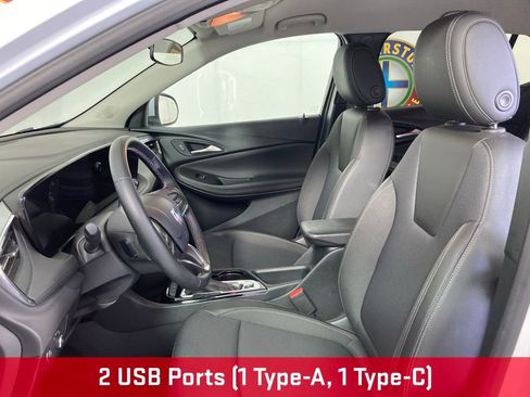 Used 2025 Buick Encore GX Preferred AWD/4WD image 11