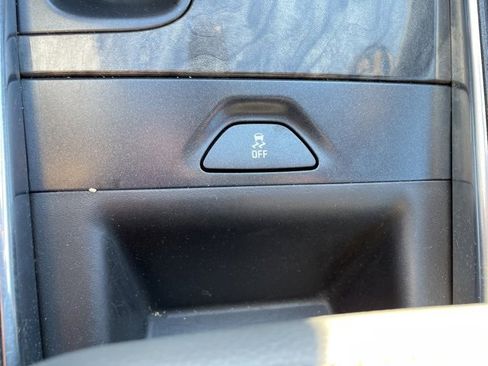 Used 2015 Chevrolet Impala LT image 21