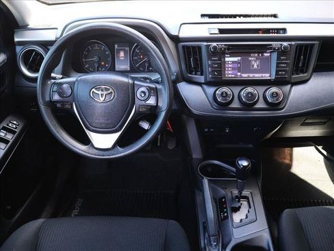 Used 2018 Toyota RAV4 LE w/ All Weather Liner Package AWD/4WD image 22