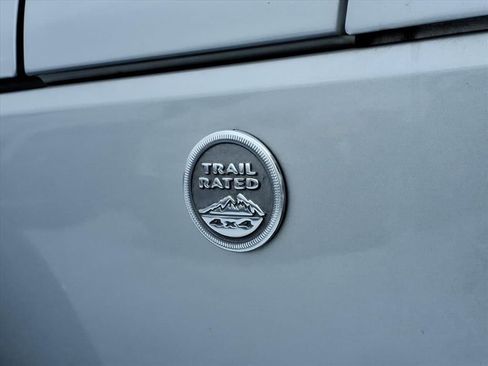 Used 2010 Jeep Wrangler Sport image 11