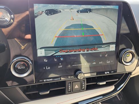 Used 2024 Lexus NX 250 FWD image 19