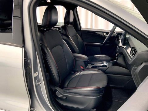 Used 2023 Ford Escape ST-Line w/ Tech Pack #1 image 16