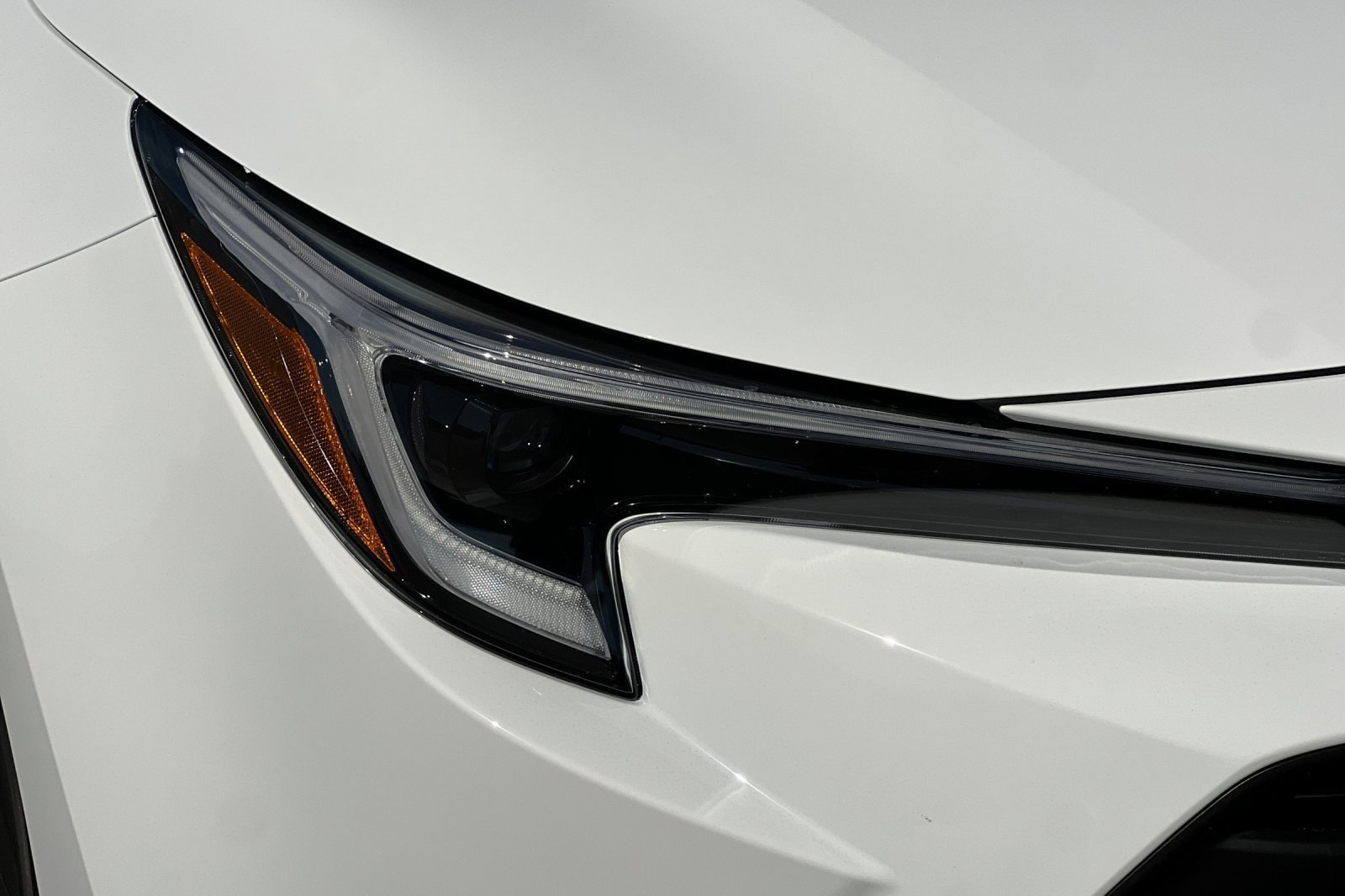 New 2027 Toyota Corolla LE FWD image 28