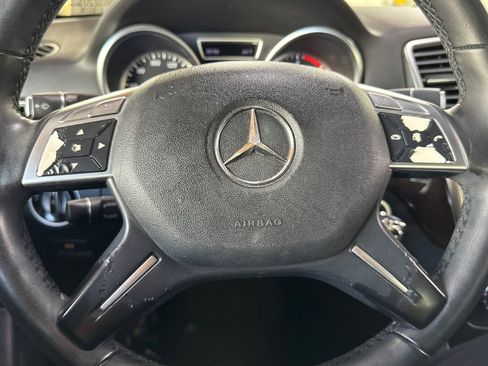 Used 2012 Mercedes-Benz ML 350 BlueTEC 4MATIC image 17