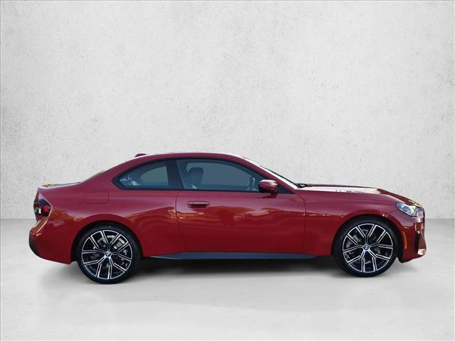 Certified 2023 BMW 230i Coupe w/ Premium Package RWD image 4