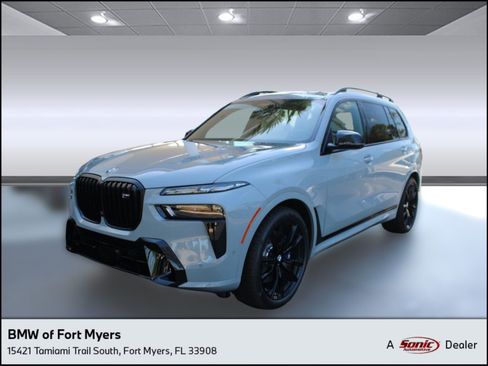 New 2026 BMW X7 M60i image 1