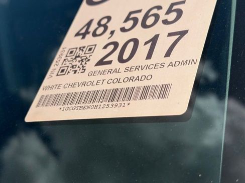 Used 2017 Chevrolet Colorado W/T w/ WT Convenience Package AWD/4WD image 5