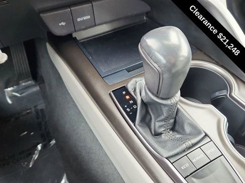 Used 2023 Toyota Camry SE image 36