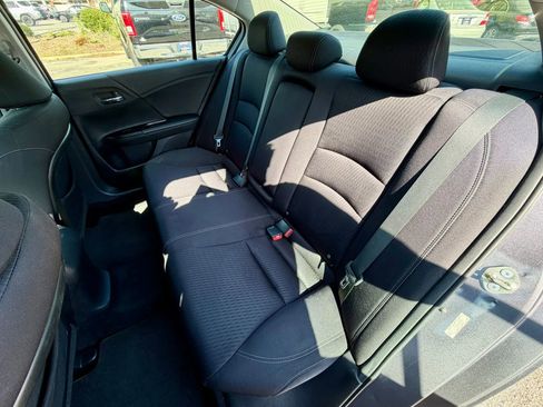 Used 2014 Honda Accord Sport image 9