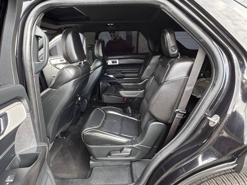 Used 2020 Ford Explorer ST w/ Premium Technology Package AWD/4WD image 30
