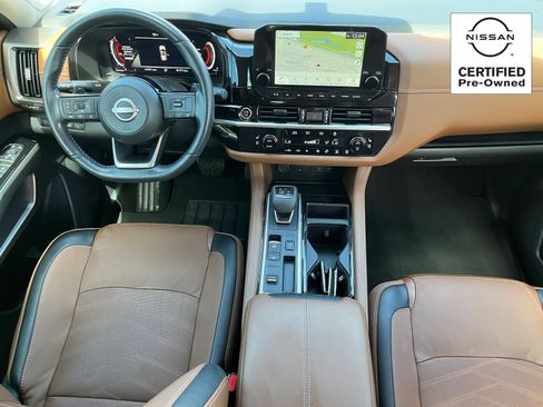 Certified 2023 Nissan Pathfinder Platinum FWD image 12