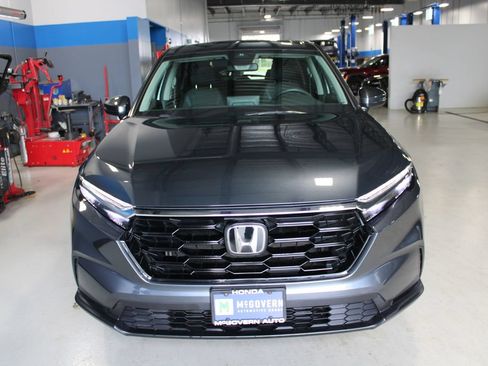 Used 2024 Honda CR-V EX image 2