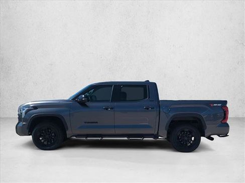 Used 2022 Toyota Tundra SR5 image 8