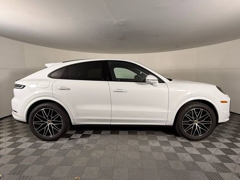 New 2026 Porsche Cayenne Coupe image 9