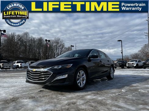 Used 2023 Chevrolet Malibu LT image 2