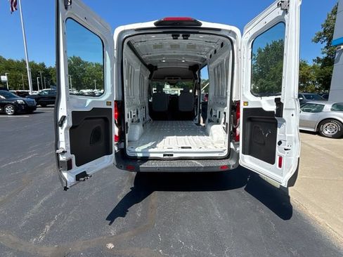 Used 2018 Ford Transit 350 148 Medium Roof RWD image 16