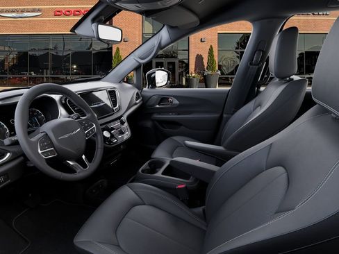 New 2026 Chrysler Voyager LX image 22