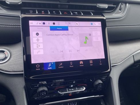 New 2025 Jeep Grand Cherokee Limited image 22