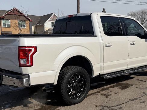 Used 2017 Ford F150 Lariat image 14