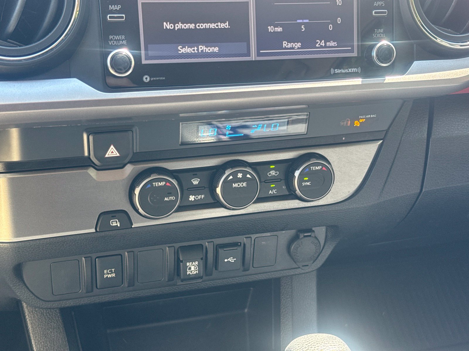 Used 2021 Toyota Tacoma SR5 RWD image 27