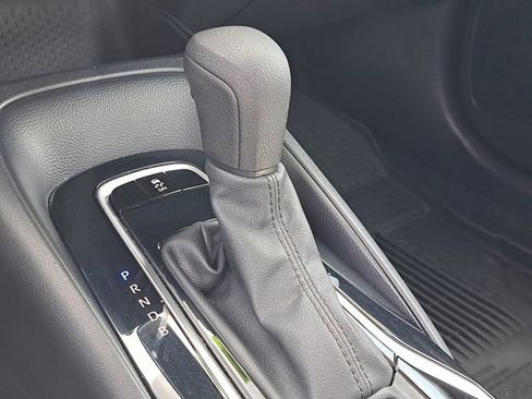 Used 2022 Toyota Corolla LE image 25