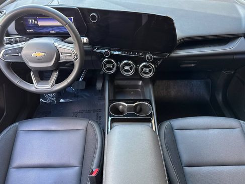 Used 2024 Chevrolet Blazer EV LT AWD/4WD image 16