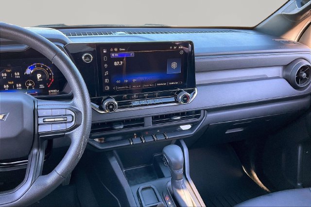 Used 2024 Chevrolet Colorado W/T RWD image 9