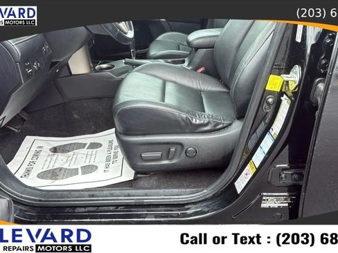 Used 2015 Toyota RAV4 Limited AWD/4WD image 27
