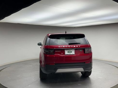 Used 2023 Land Rover Discovery Sport SE image 7