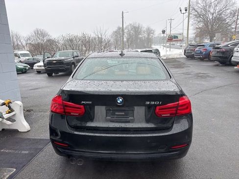Used 2018 BMW 330i xDrive Sedan image 4