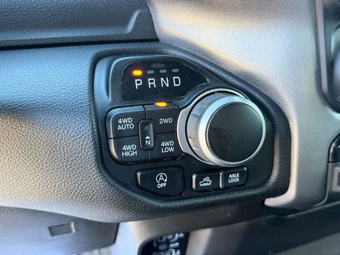 Used 2023 RAM 1500 Big Horn AWD/4WD image 28