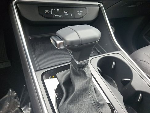 New 2026 Kia Carnival SX Prestige FWD image 11