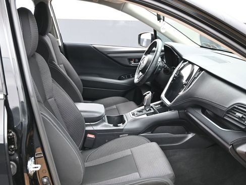 Used 2023 Subaru Outback Premium AWD/4WD image 34