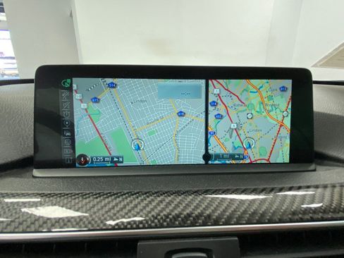 Used 2016 BMW M4 Convertible RWD image 40