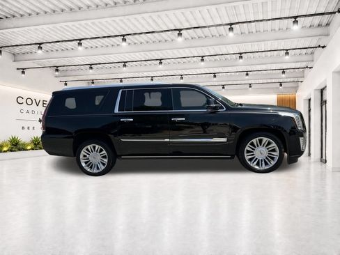 Used 2016 Cadillac Escalade ESV Platinum AWD/4WD image 13
