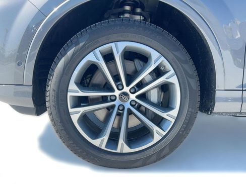 New 2026 Audi Q7 2.0T Premium image 11