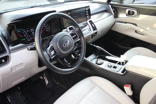 Used 2021 Kia Sorento S FWD image 3