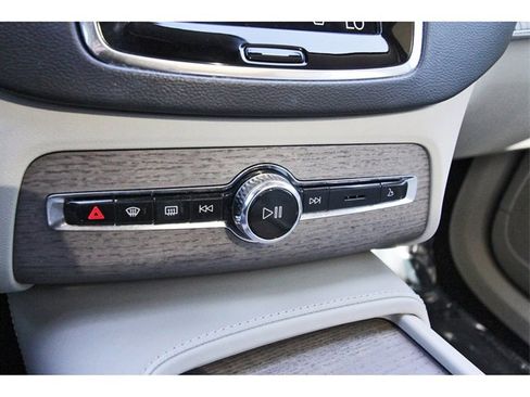 Used 2021 Volvo XC90 T6 Inscription image 27