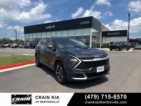 Used 2023 Kia Sportage EX FWD image 1