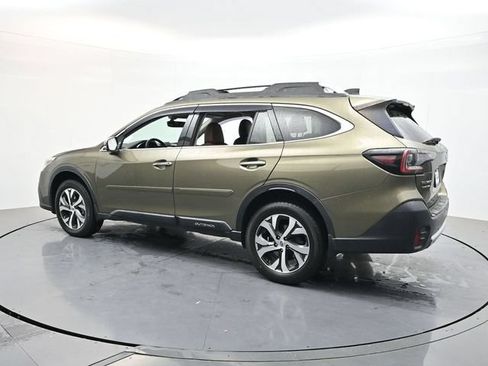 Used 2021 Subaru Outback Touring XT AWD/4WD image 2