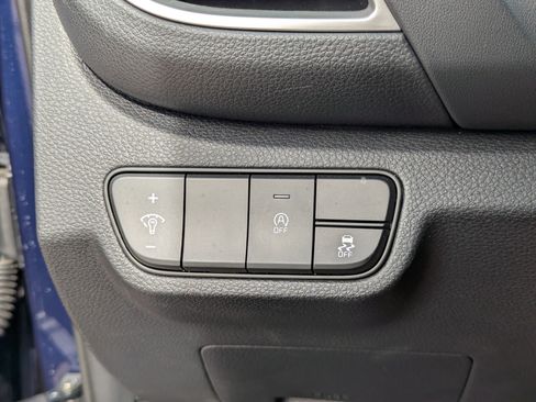 Certified 2025 Kia Seltos EX w/ EX Sunroof Package image 30