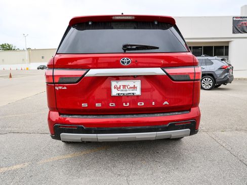 Used 2024 Toyota Sequoia Capstone image 8