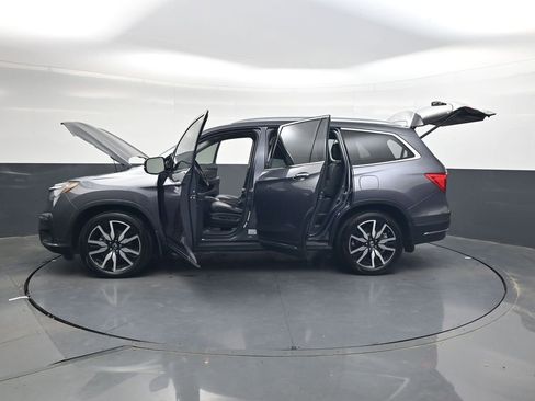 Used 2020 Honda Pilot Touring image 32