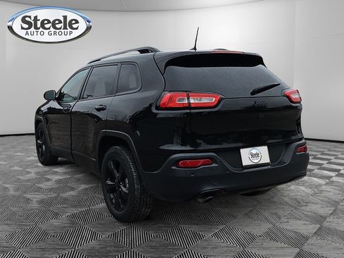 Certified 2016 Jeep Cherokee High Altitude image 3