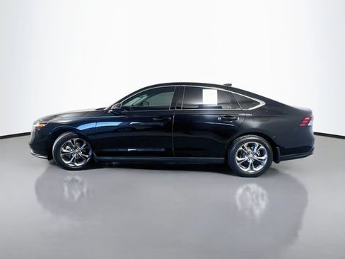 Used 2023 Honda Accord EX image 5
