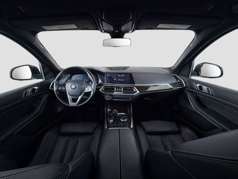 Used 2019 BMW X5 xDrive40i w/ Convenience Package AWD/4WD image 9