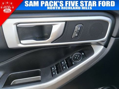 Used 2024 Ford Explorer XLT image 22