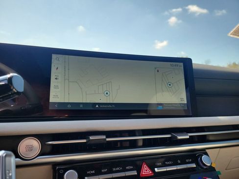 New 2026 Hyundai Tucson Limited image 25