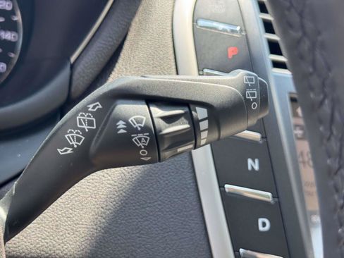 Used 2019 Lincoln MKC Select w/ Select Plus Package AWD/4WD image 22